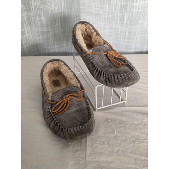 Women's UGG‎ Moccasin Slippers Size 10 Gray dusty blue - Picture 1 of 8